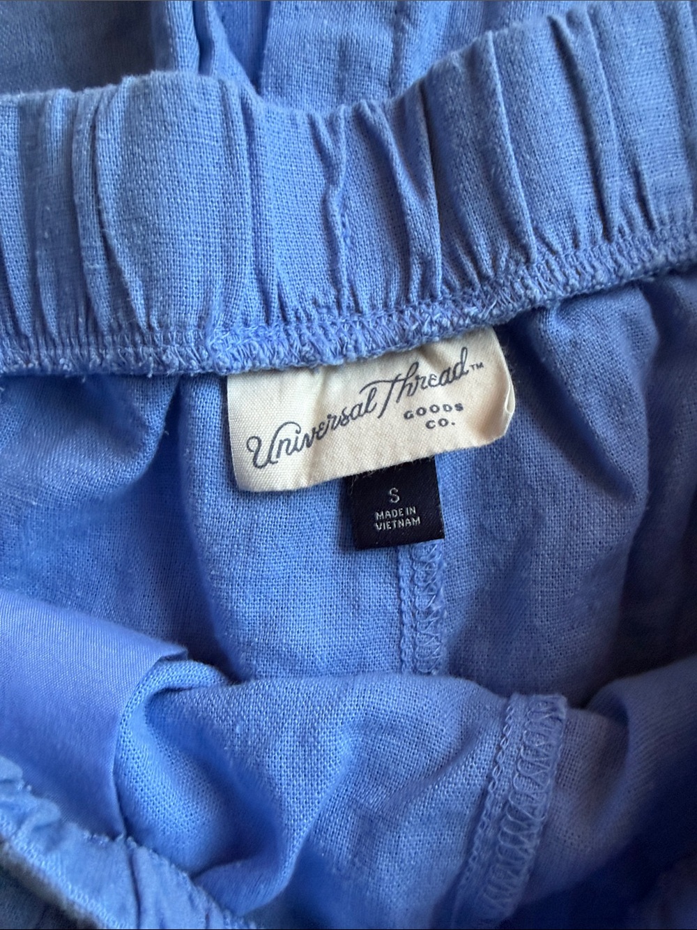 Linen Button-Up Top and Drawstring Shorts Set - Picture 3 of 4